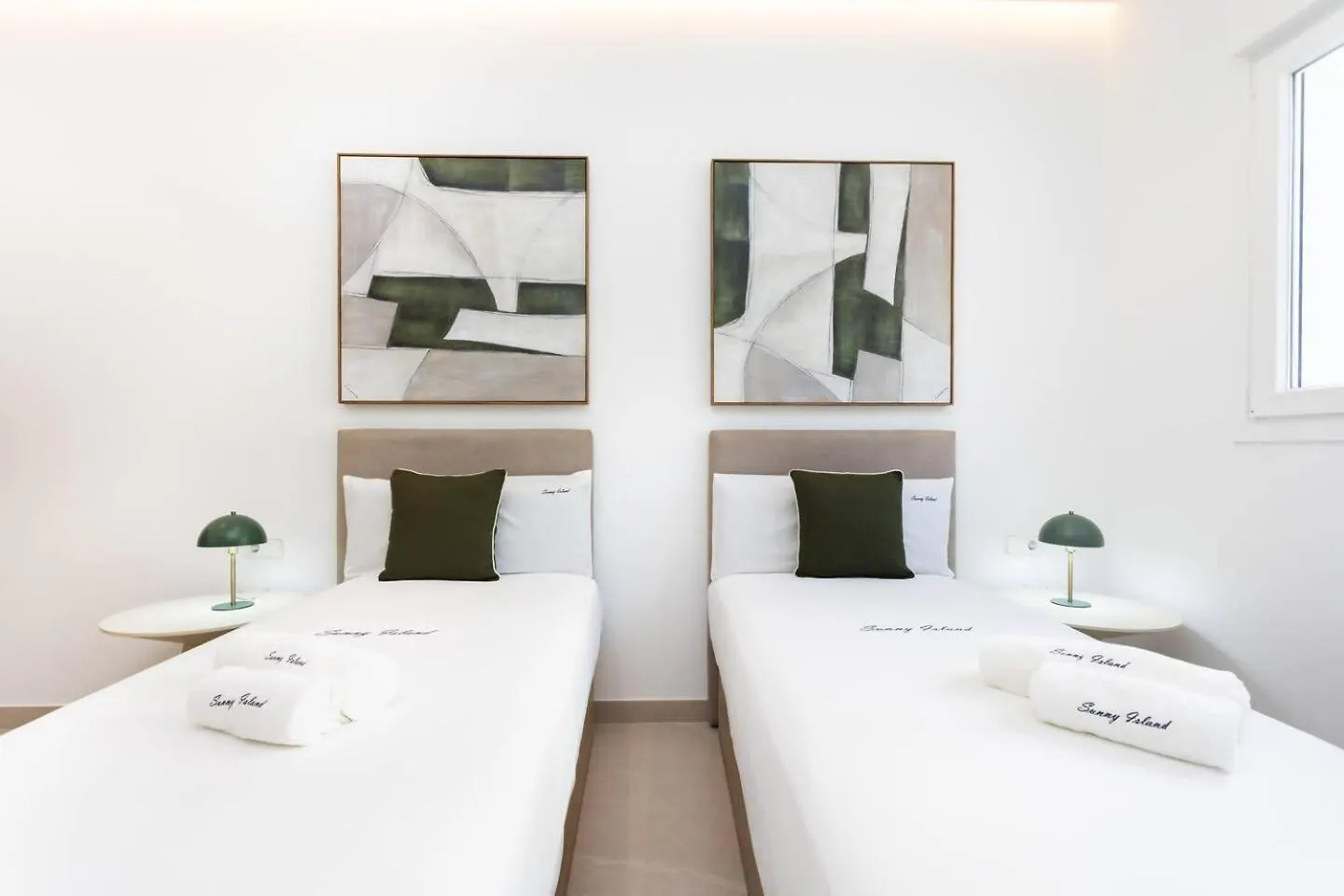 Sunnyland Luxury Villa Santacruz Spain